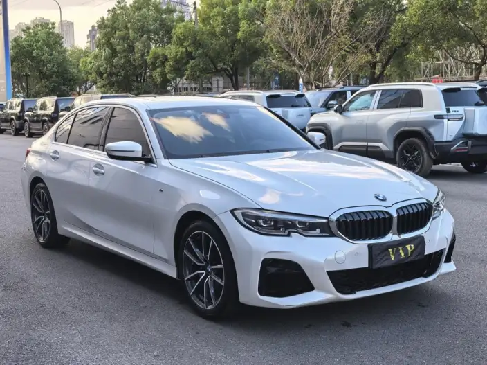 BMW 3 Series 2022 Model Facelift 325Li M Sports Set