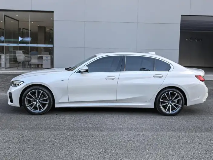 BMW 3 Series 2022 Model Facelift 325Li M Sports Set