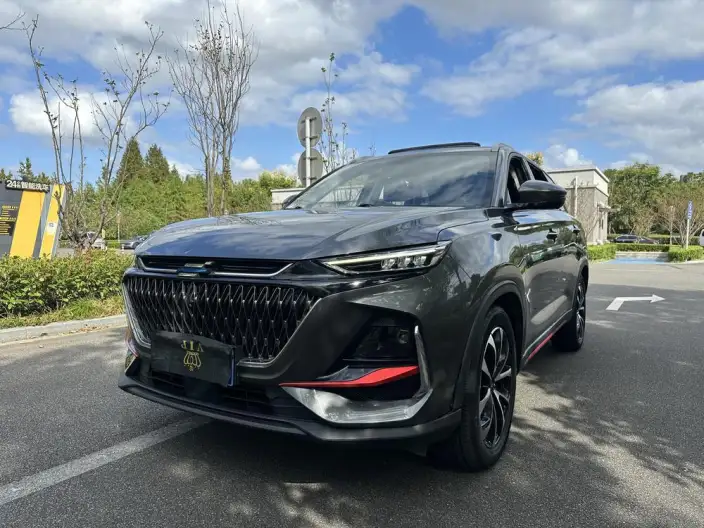 Changan Auchan X7 PLUS 2023 Model Changxiang Edition 1.5T Automatic Noble Model