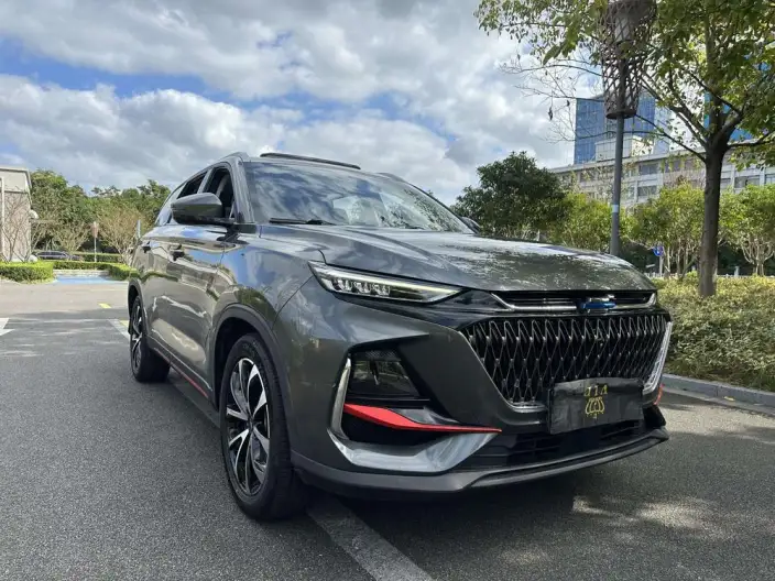 Changan Auchan X7 PLUS 2023 Model Changxiang Edition 1.5T Automatic Noble Model