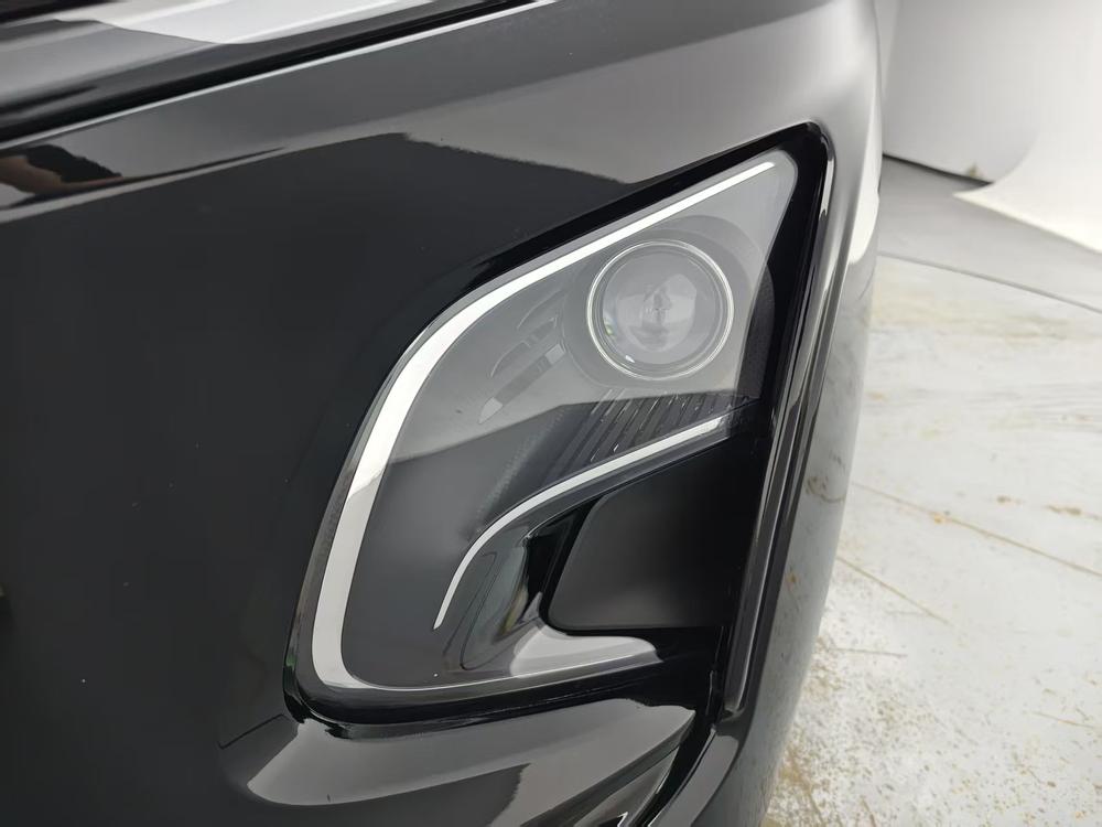 Hongqi E-QM5 2023 Modified Basic Traveler Edition – фото 12