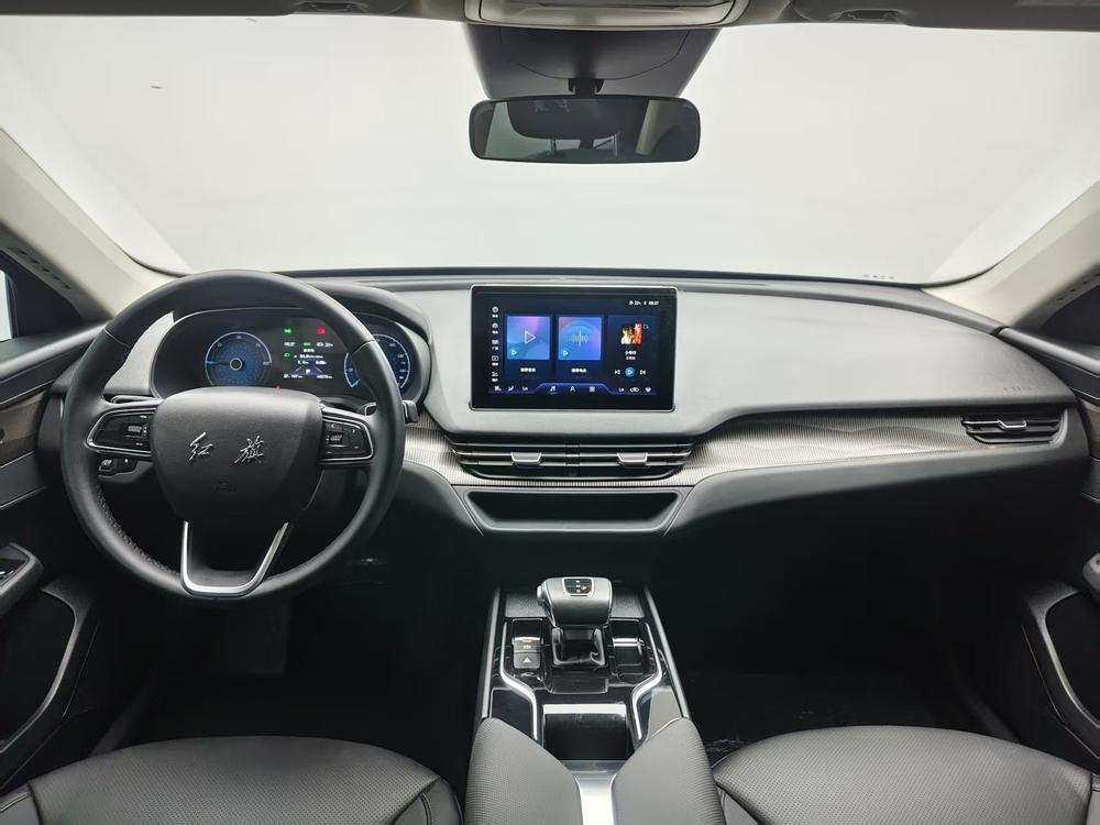 Hongqi E-QM5 2023 Modified Basic Traveler Edition – фото 14