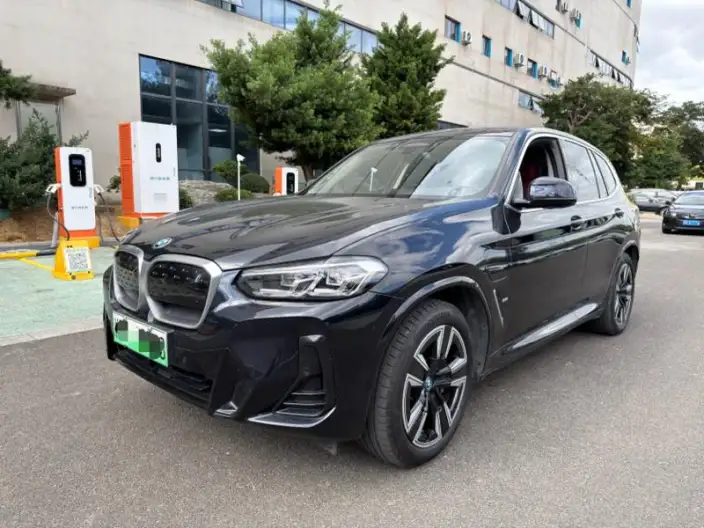 BMW iX3 2022 Model Facelift Leading Model