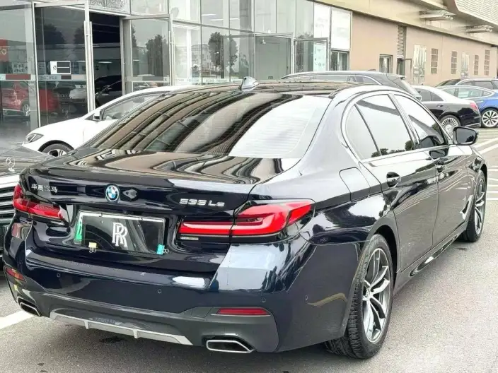 BMW 5 Series PHEV 2022 Model Facelift 535Le M Sports Set – фото 5