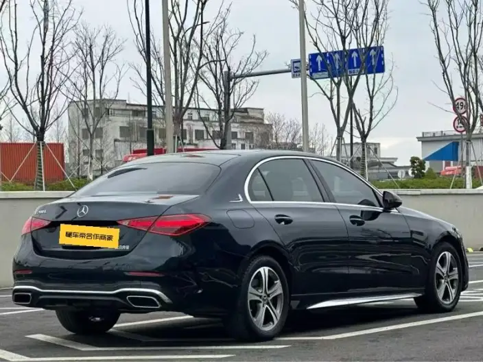 Mercedes-Benz C-Class 2022 Model C 200 L Sports Edition – фото 4