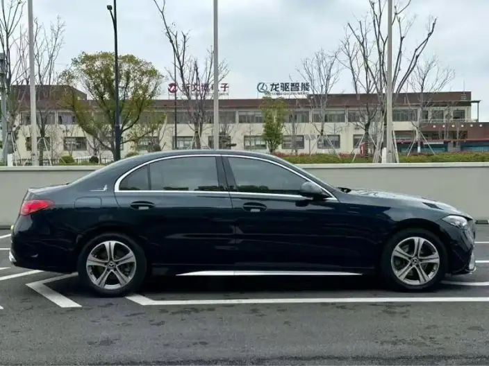 Mercedes-Benz C-Class 2022 Model C 200 L Sports Edition – фото 5
