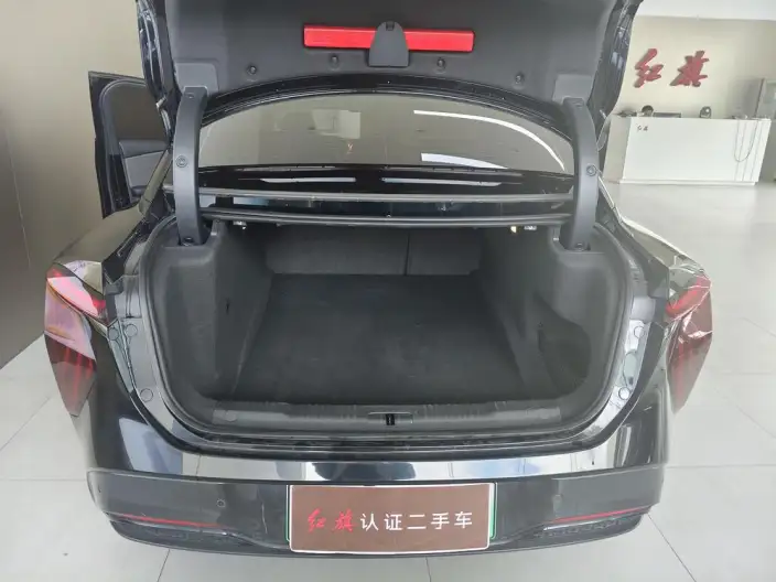 HONGQI EH7 2024 Model 820 Pro Honor Edition – фото 9