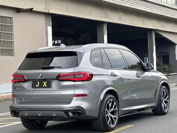 BMW X5 2022 Model xDrive 30Li Exclusive Model M Sports Set – фото 4