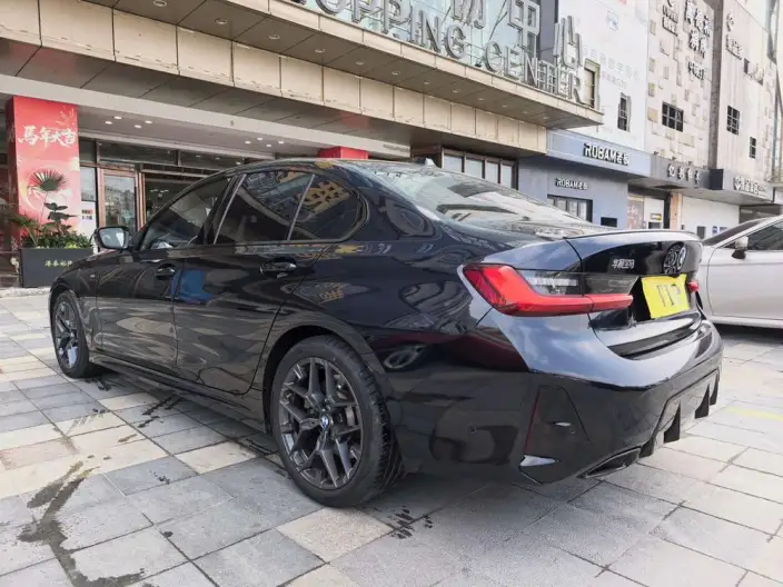BMW 3 Series 2025 Model 330Li M Sports Night Set – фото 4