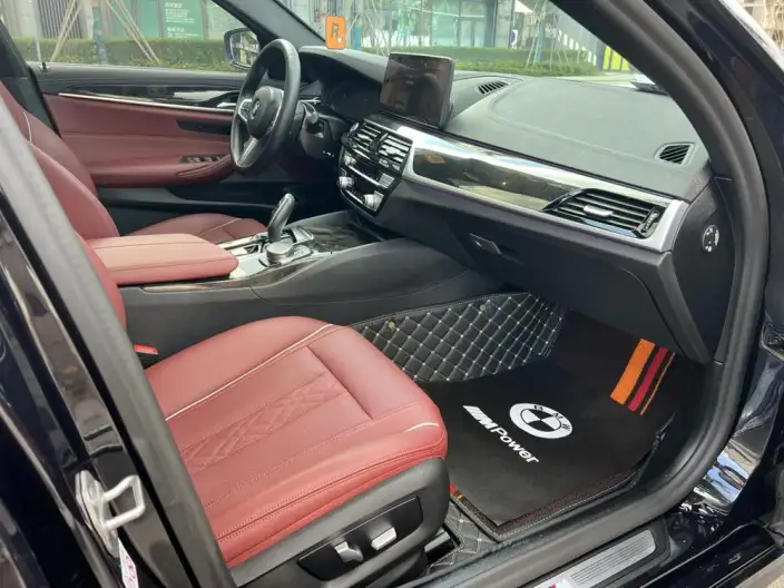 BMW 5 Series 2022 Model Facelift II 525Li M Sports Set – фото 10