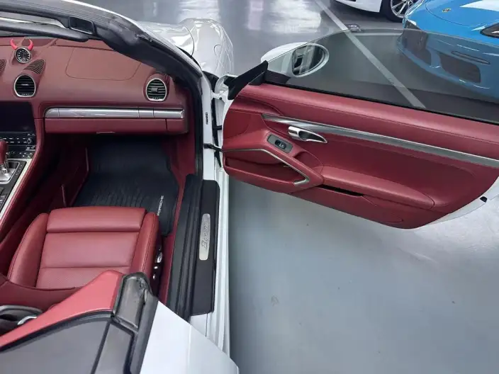 Porsche 718 2022 Model Boxster 2.0T – фото 6