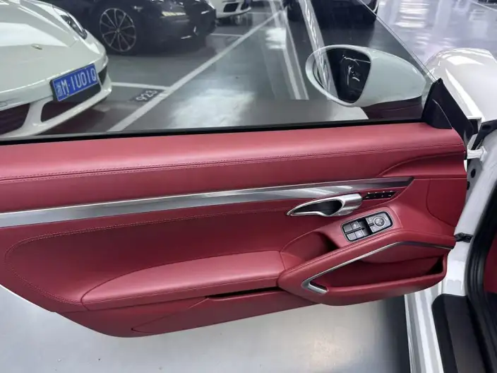 Porsche 718 2022 Model Boxster 2.0T – фото 10