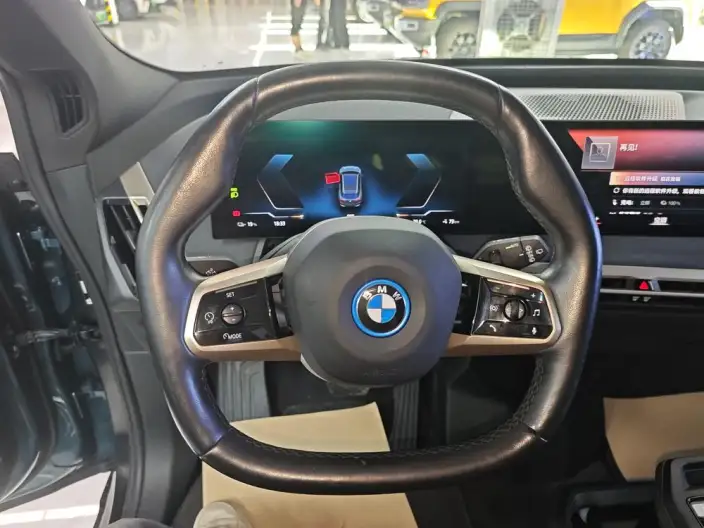 BMW iX 2022 Model xDrive40 – фото 8