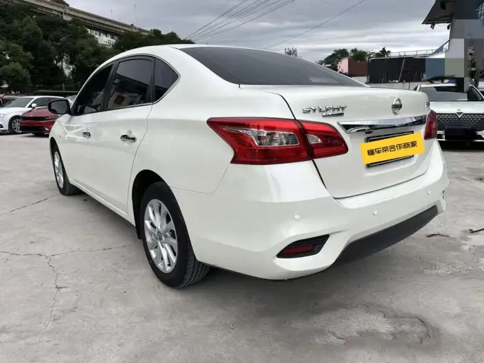 Nissan Sylphy 2022 Model Facelift Classic 1.6 XL CVT Deluxe Edition