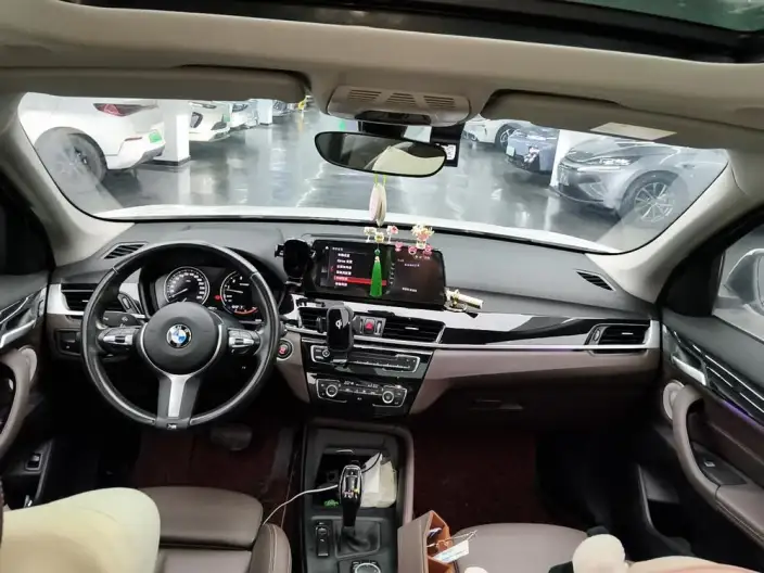 BMW X1 2022 Model sDrive25Li Leading Model – фото 6