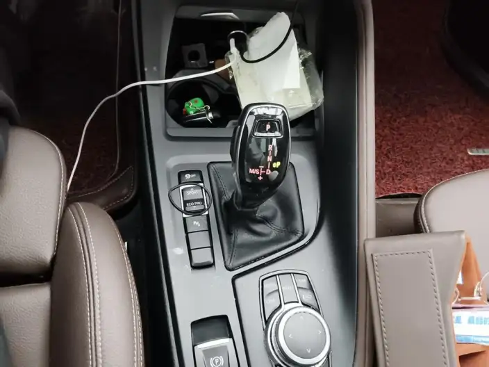 BMW X1 2022 Model sDrive25Li Leading Model – фото 9