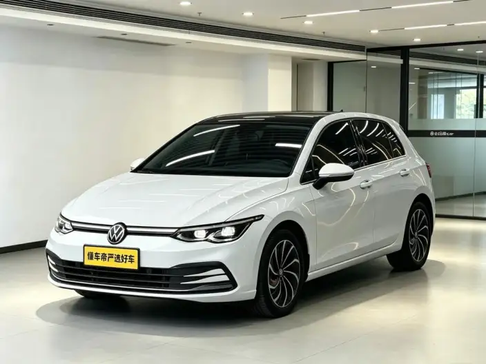 Volkswagen Golf 2023 Model Facelift 280TSI DSG Pro – фото 1