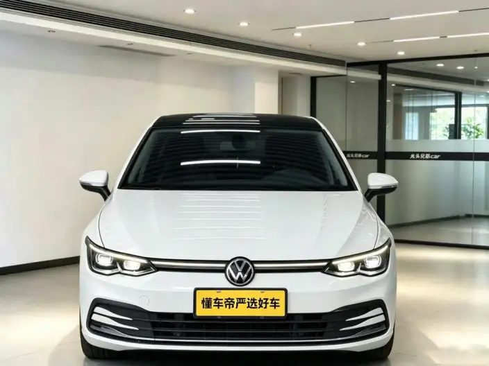 Volkswagen Golf 2023 Model Facelift 280TSI DSG Pro – фото 2