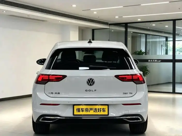 Volkswagen Golf 2023 Model Facelift 280TSI DSG Pro – фото 4