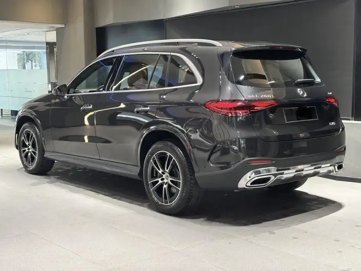 Mercedes-Benz GLC 2025 Model GLC 260 L 4MATIC Luxury Model 5 seat – фото 5