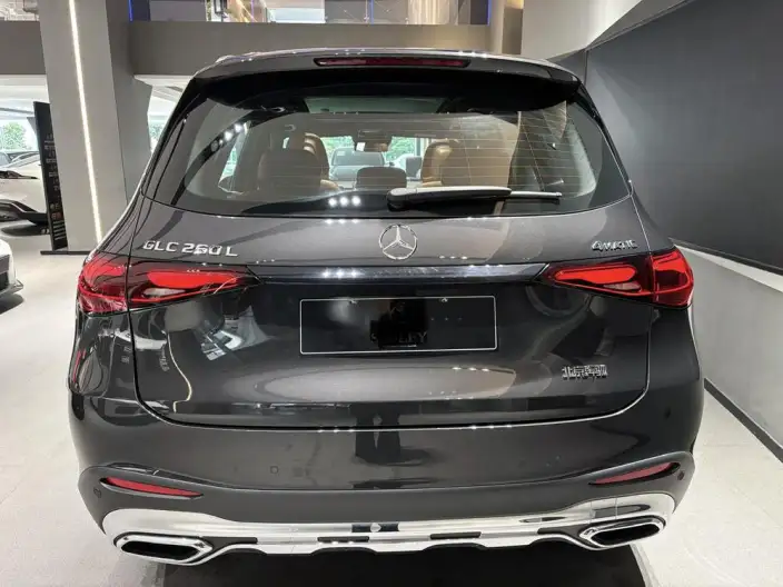 Mercedes-Benz GLC 2025 Model GLC 260 L 4MATIC Luxury Model 5 seat – фото 6