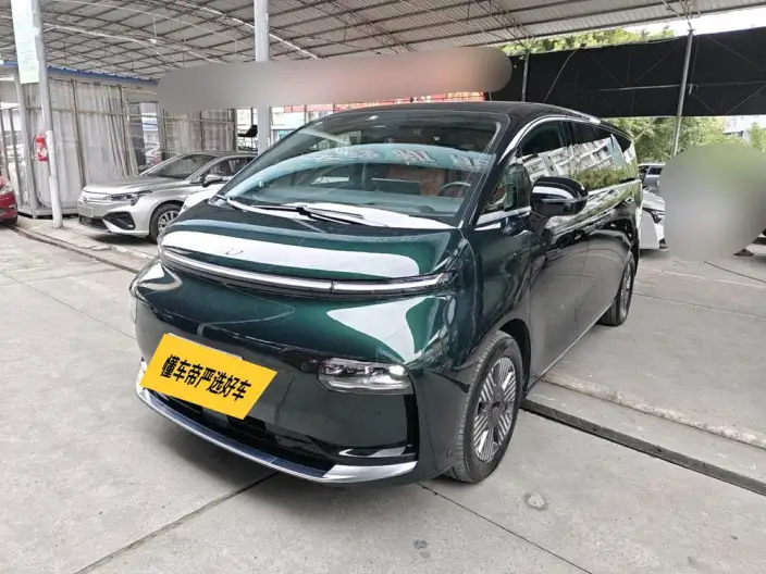 L EV C L380 2024 Model 140kWh 6 seat 4WD Ultra