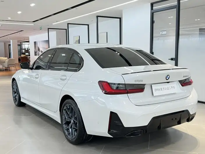 BMW 3 Series 2025 Model 330Li Exclusive Model M Sports Night Set – фото 5