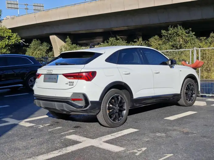 AUDI Q3 Sportback 2022 Model 45 TFSI quattro Fashion Model – фото 6