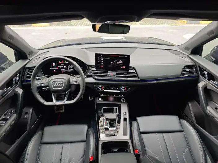 Audi Q5L 2024 Model 45TFSI Luxury Dynamic Model – фото 7