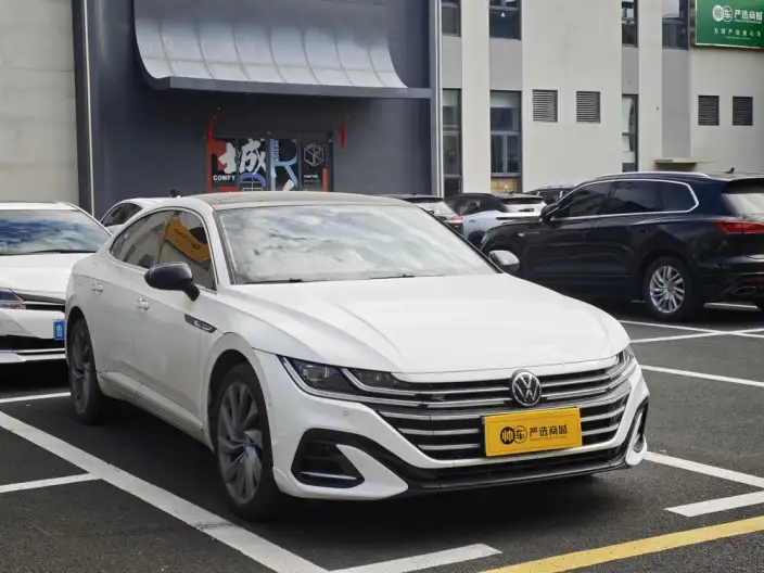 Volkswagen CC 2021 Model 380TSI Dazzling Edition – фото 3