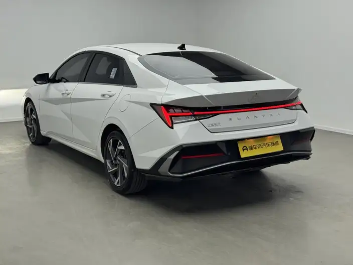 Hyundai Ioniq 2023 Model 1.5L CVT LUX Premium Edition – фото 5