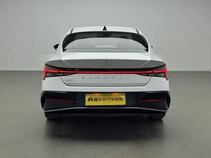 Hyundai Ioniq 2023 Model 1.5L CVT LUX Premium Edition – фото 6