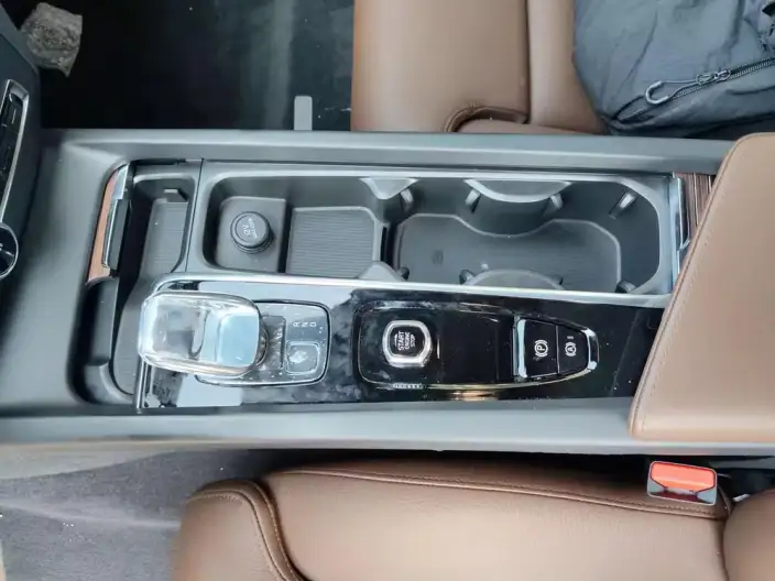 Volvo S60 2026 Model B4 Smart Range Deluxe Edition – фото 9