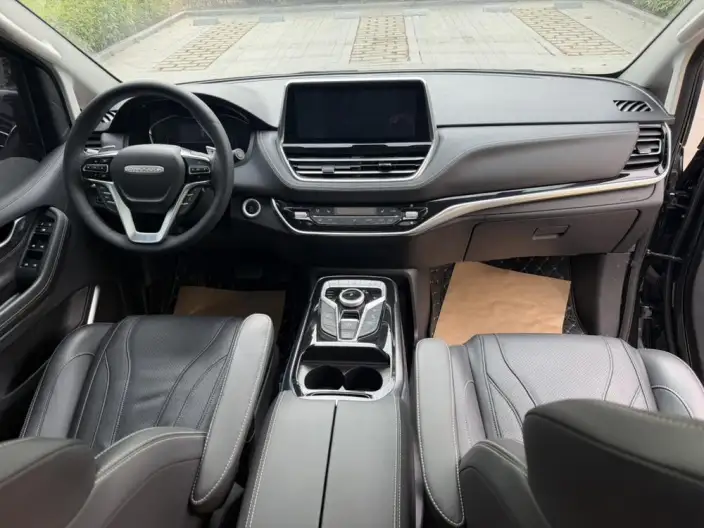 Maxus G20 2021 Model PLUS 2.0T Petrol Automatic Exclusive Executive Edition – фото 9