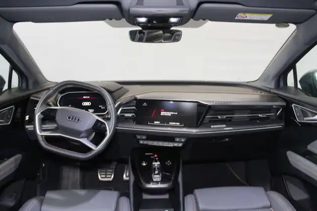 Audi Q4 e-tron 2024 Model 40 e-tron Genesis Edition – фото 8