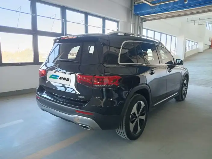 Mercedes-Benz GLB 2023 Model GLB 220 Fashion Model – фото 5