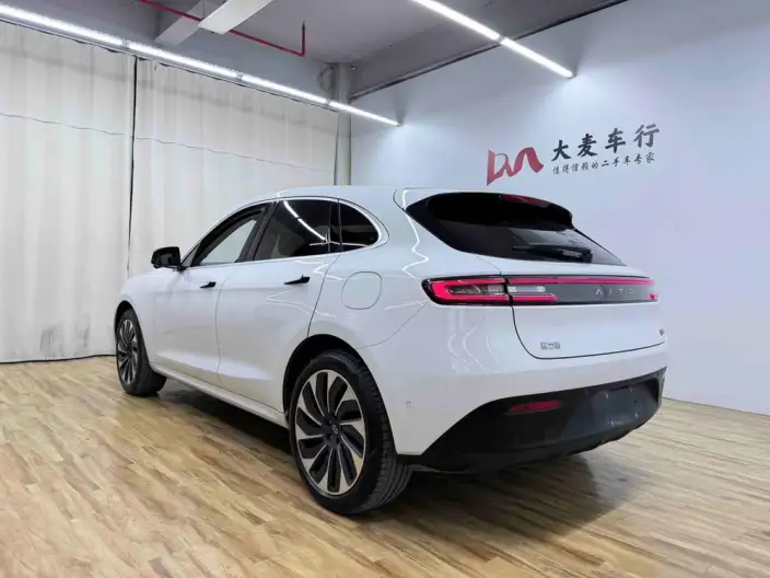Aito M5 2022 Model Extended Range 4WD Flagship Edition