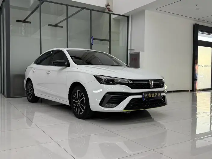 Roewe i5 2021 Model Facelift 1.5L CVT Star Glory Edition