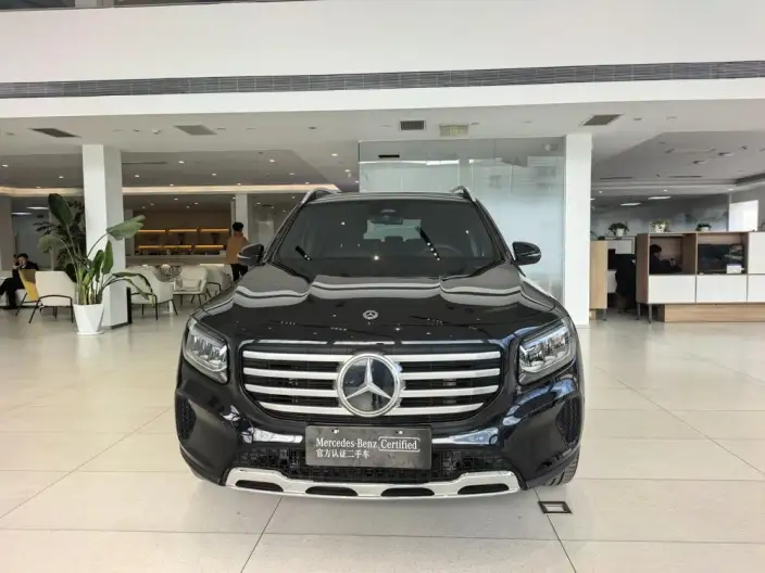 Mercedes-Benz GLB 2025 Model GLB 220 Fashion Model – фото 2