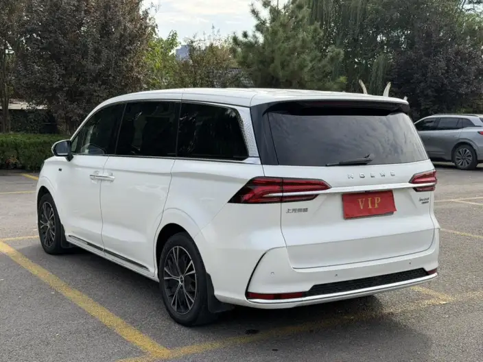 Roewe iMAX8 2023 Model 400TGI Premium Edition