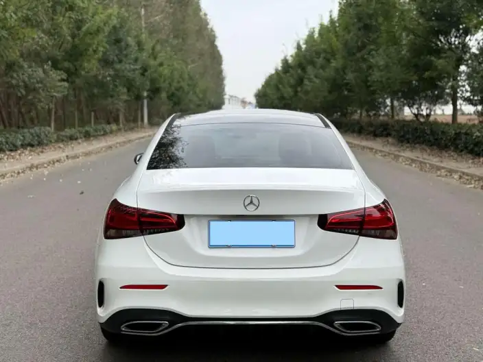Mercedes-Benz A-class 2022 Model A 180 L – фото 5