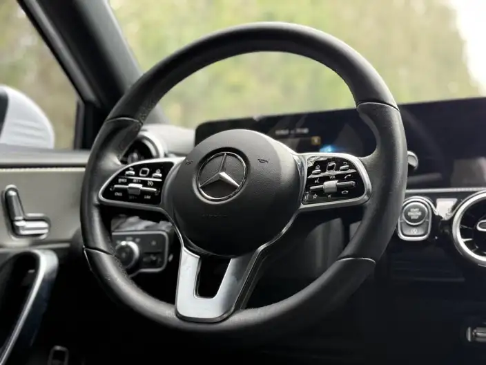 Mercedes-Benz A-class 2022 Model A 180 L – фото 8