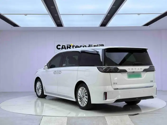 VOYAH Dreamer PHEV 2024 Model Ultra-long Endurance Premium Edition – фото 5