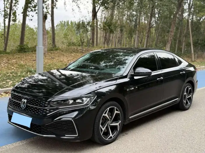 Volkswagen Passat 2024 Model 330TSI Elite Edition – фото 1
