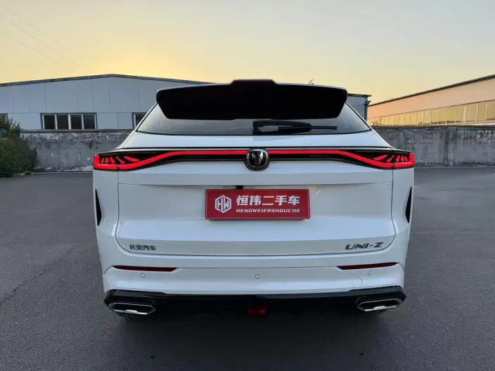 Changan UNI-Z 2025 Model 1.5T DCT Luxury Model – фото 6
