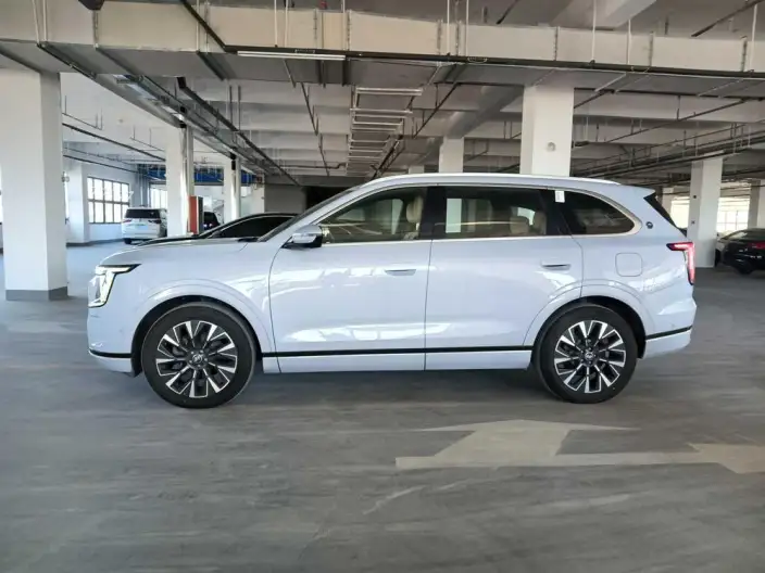 Jetour Shanhai L7 PLUS 2026 Model 220km Electric VII seat Ultimate Edition