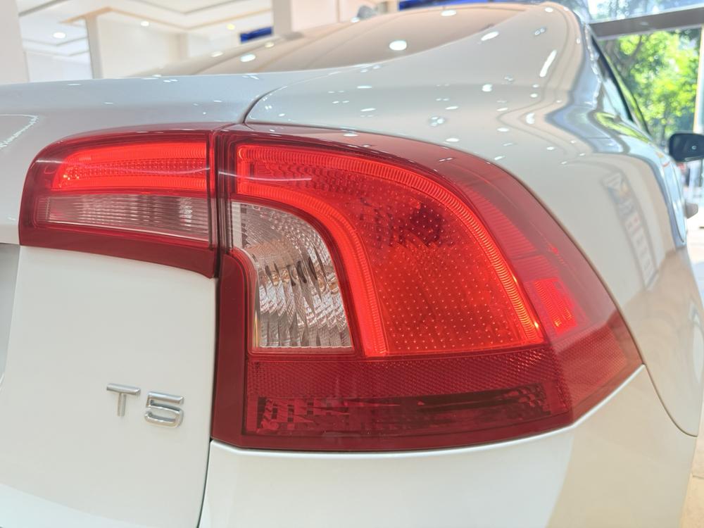 Volvo S60 2016 модификация S60L T5 Smart JMC Edition – фото 9