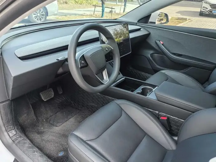 Model 3 2025 Model Rear-wheel drive version – фото 9