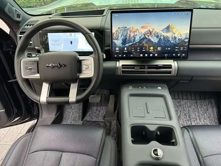 Titan 7 PHEV 2025 Model 190KM 4WD Ultra Edition – фото 6