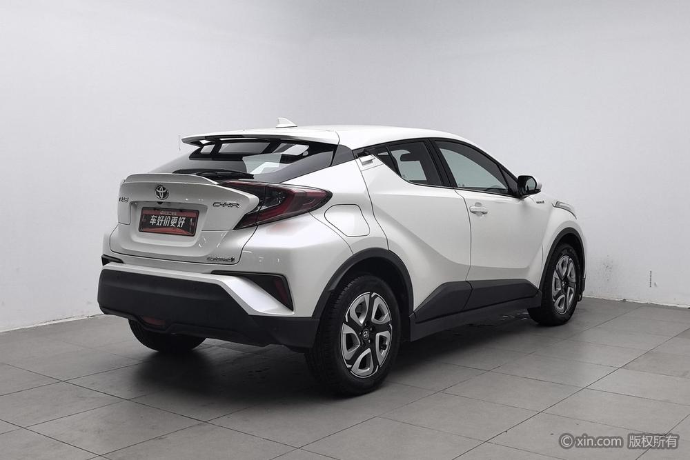 TOYOTA CH-R EV Модель 2020 года Noble Световой люк Edition – фото 4